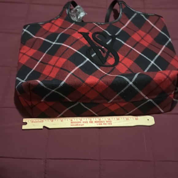 Victoria Secrets Red and Black Plaid Tote Bag - Picture 8 of 9